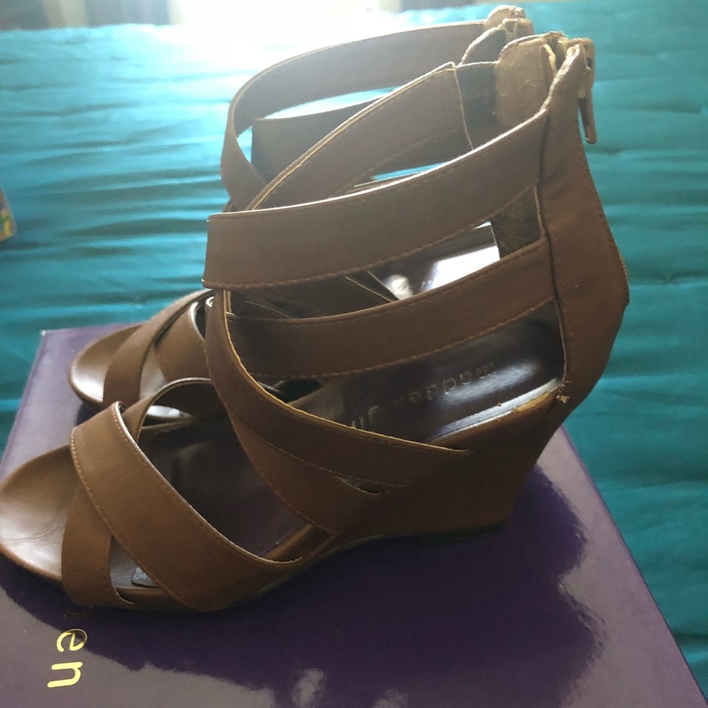 Steve Madden wedges